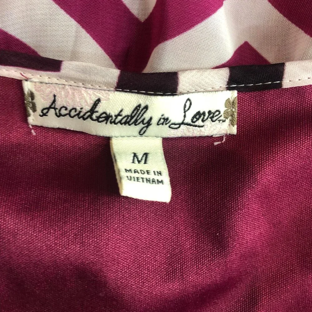Accidentally In Love Juniors Medium - Picture 3 of 7